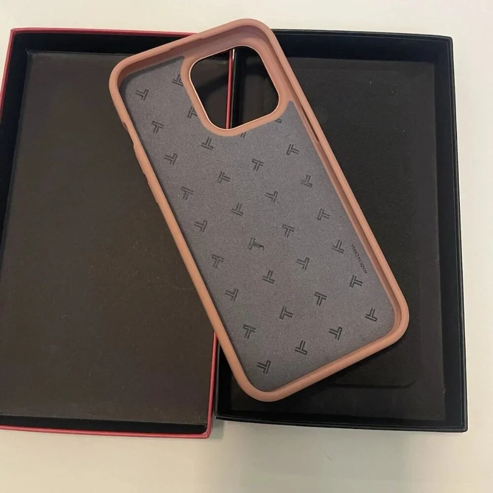 Tumi iPhone 15 Pro Max Phone Case w/ Velvet Interior - Blush